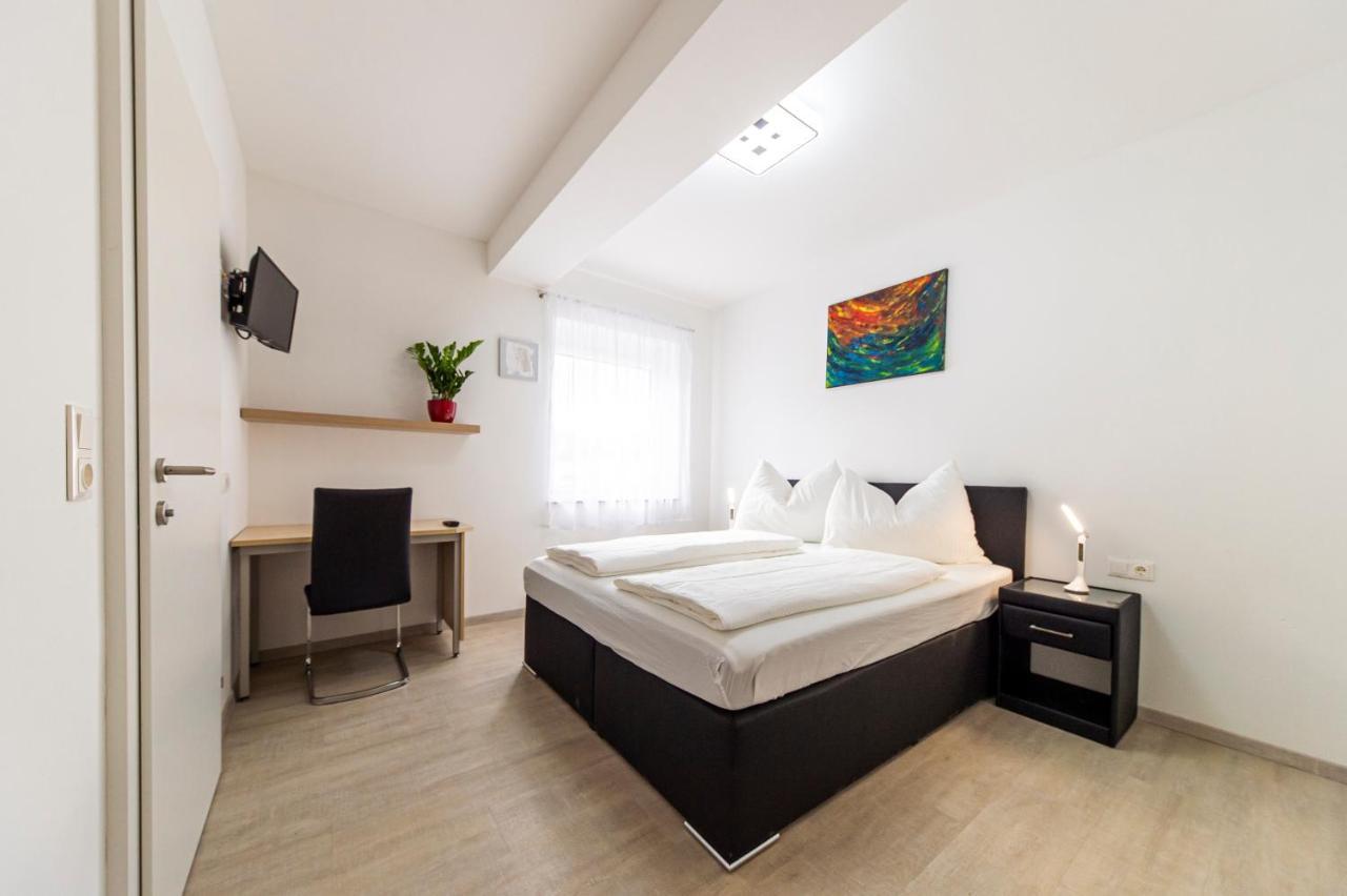 Zeltweg-Rooms ภายนอก รูปภาพ
