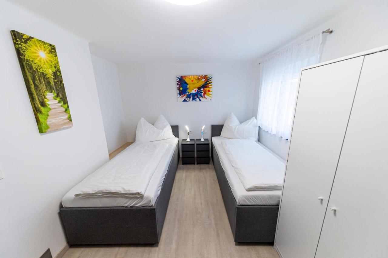 Zeltweg-Rooms ภายนอก รูปภาพ